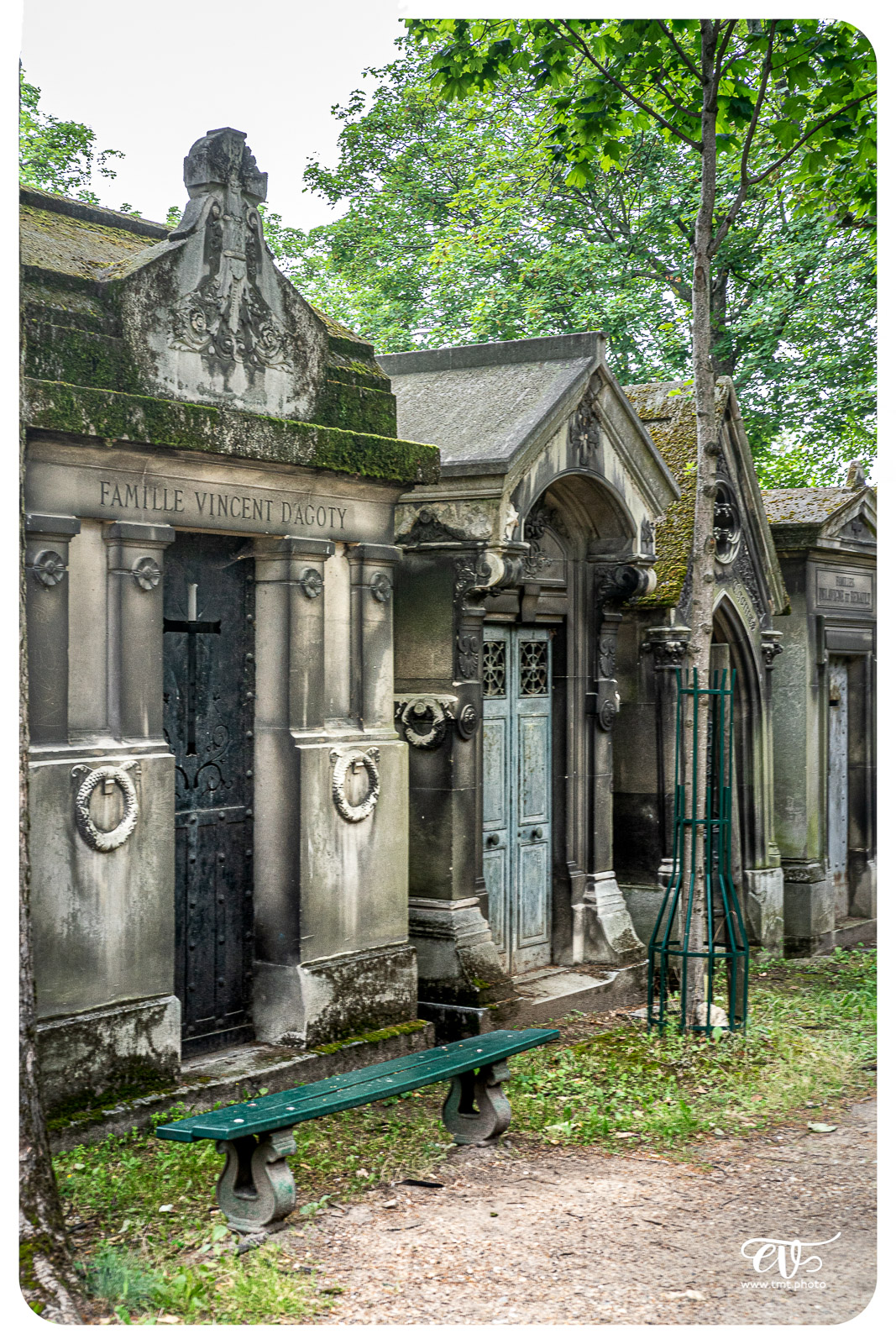 PERE LACHAISE