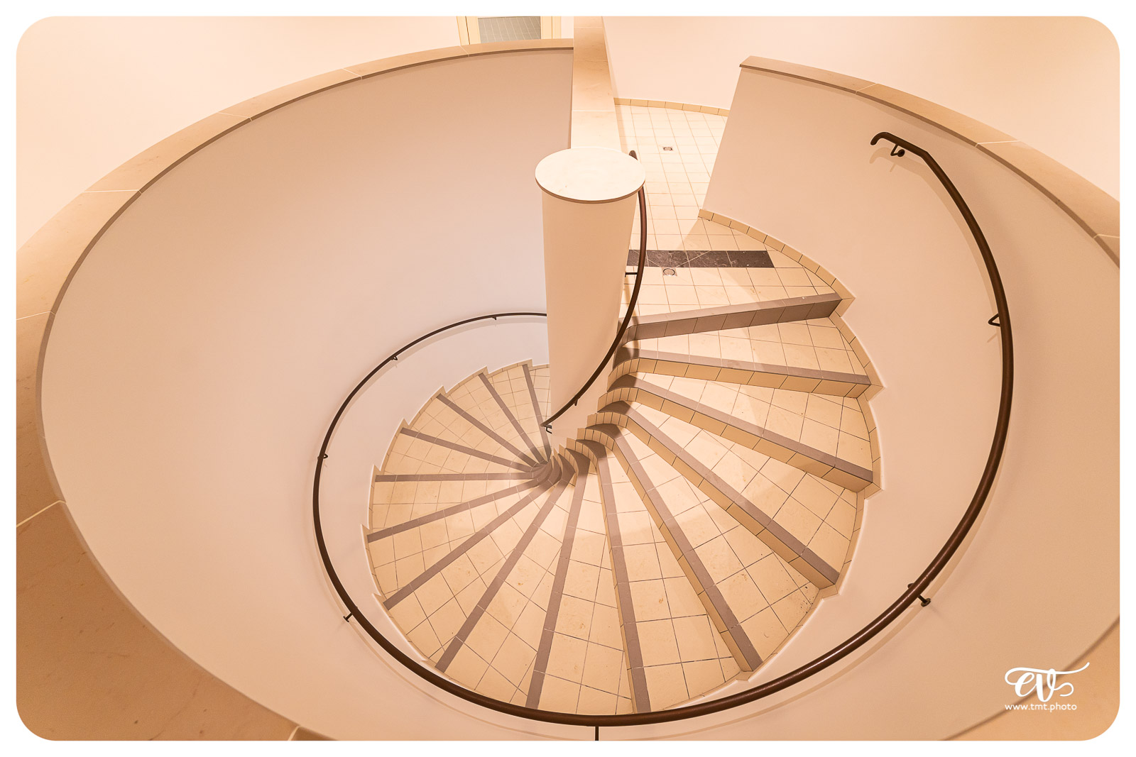 LES(NOUVEAUX) BAINS MUNICIPAUX DE STRASBOURG