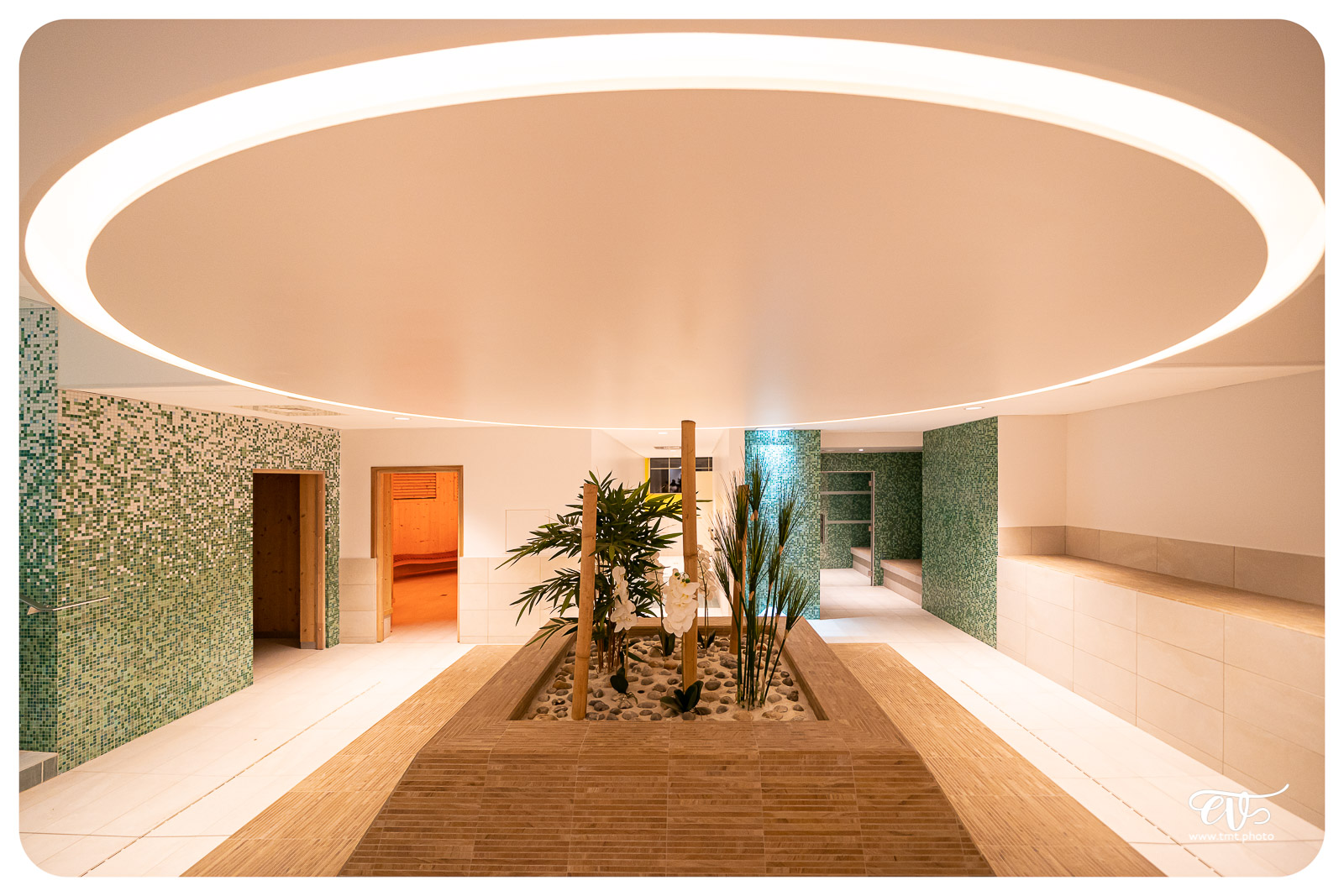 LES(NOUVEAUX) BAINS MUNICIPAUX DE STRASBOURG