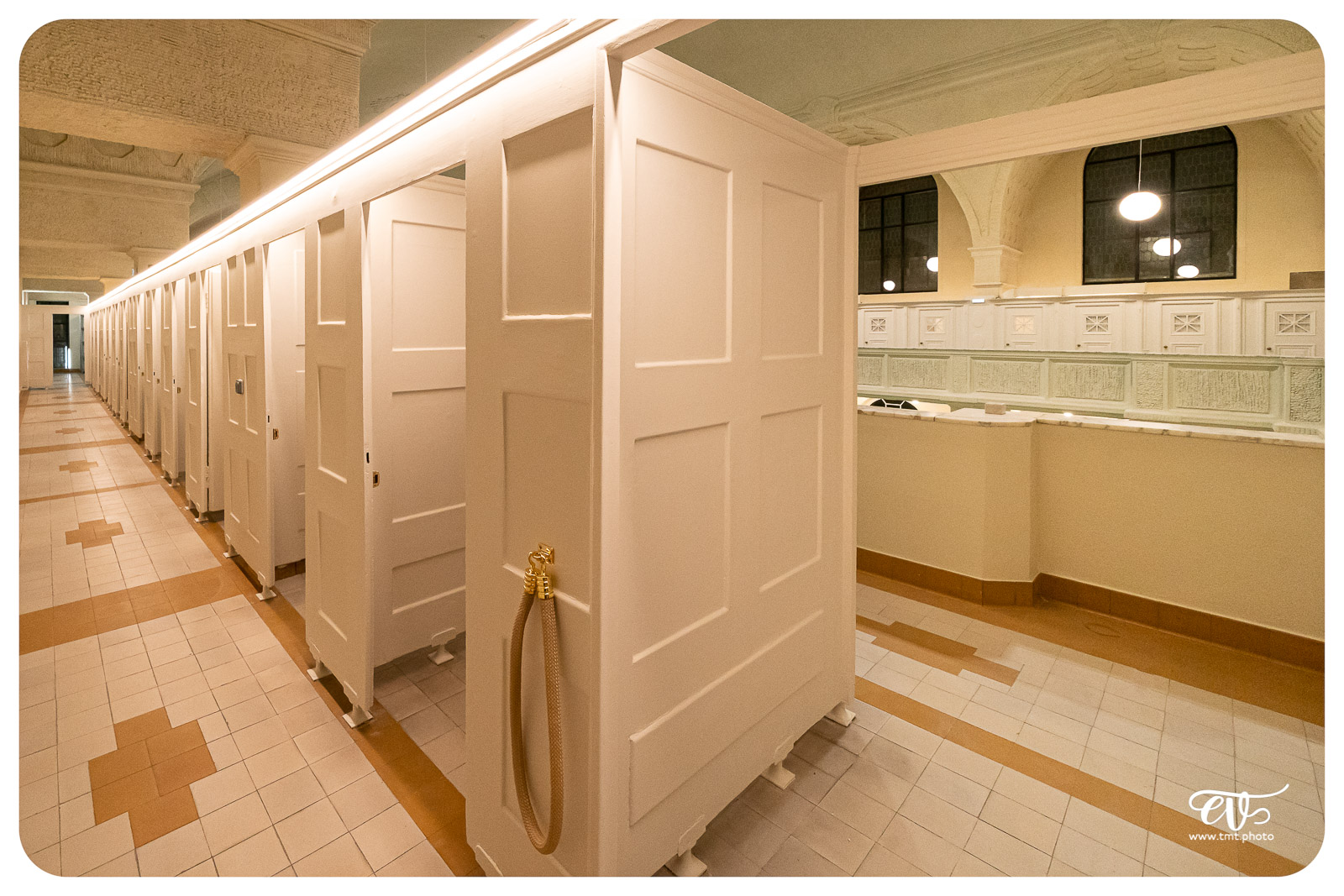 LES(NOUVEAUX) BAINS MUNICIPAUX DE STRASBOURG