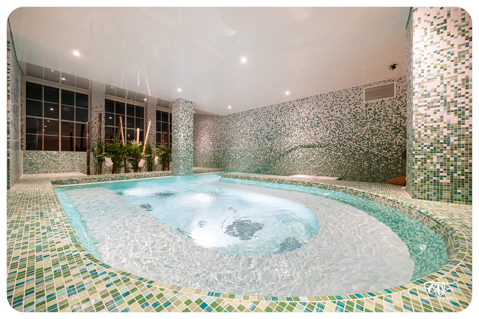 LES(NOUVEAUX) BAINS MUNICIPAUX DE STRASBOURG