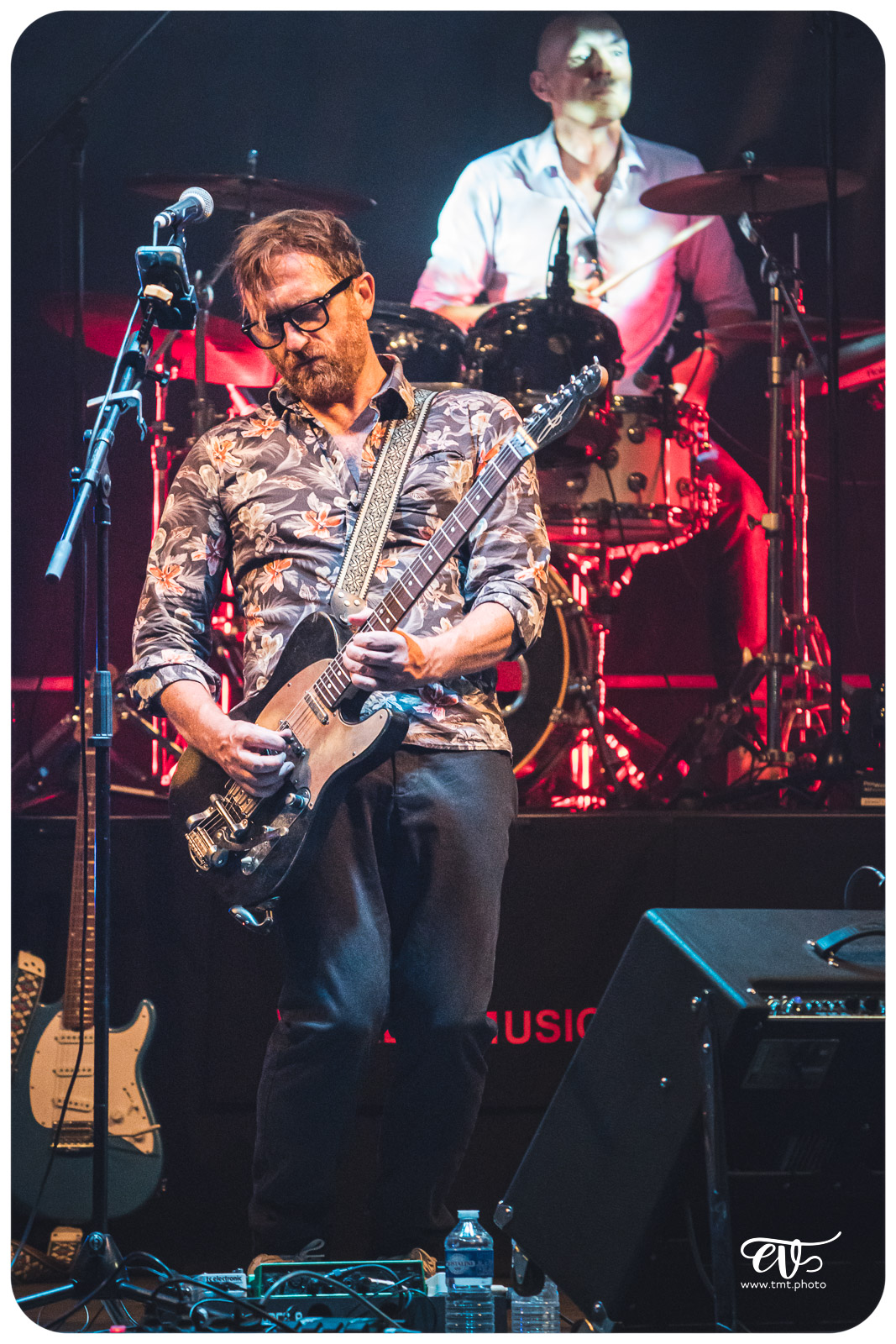 IL SUFFIRA... D'UNE SCENE