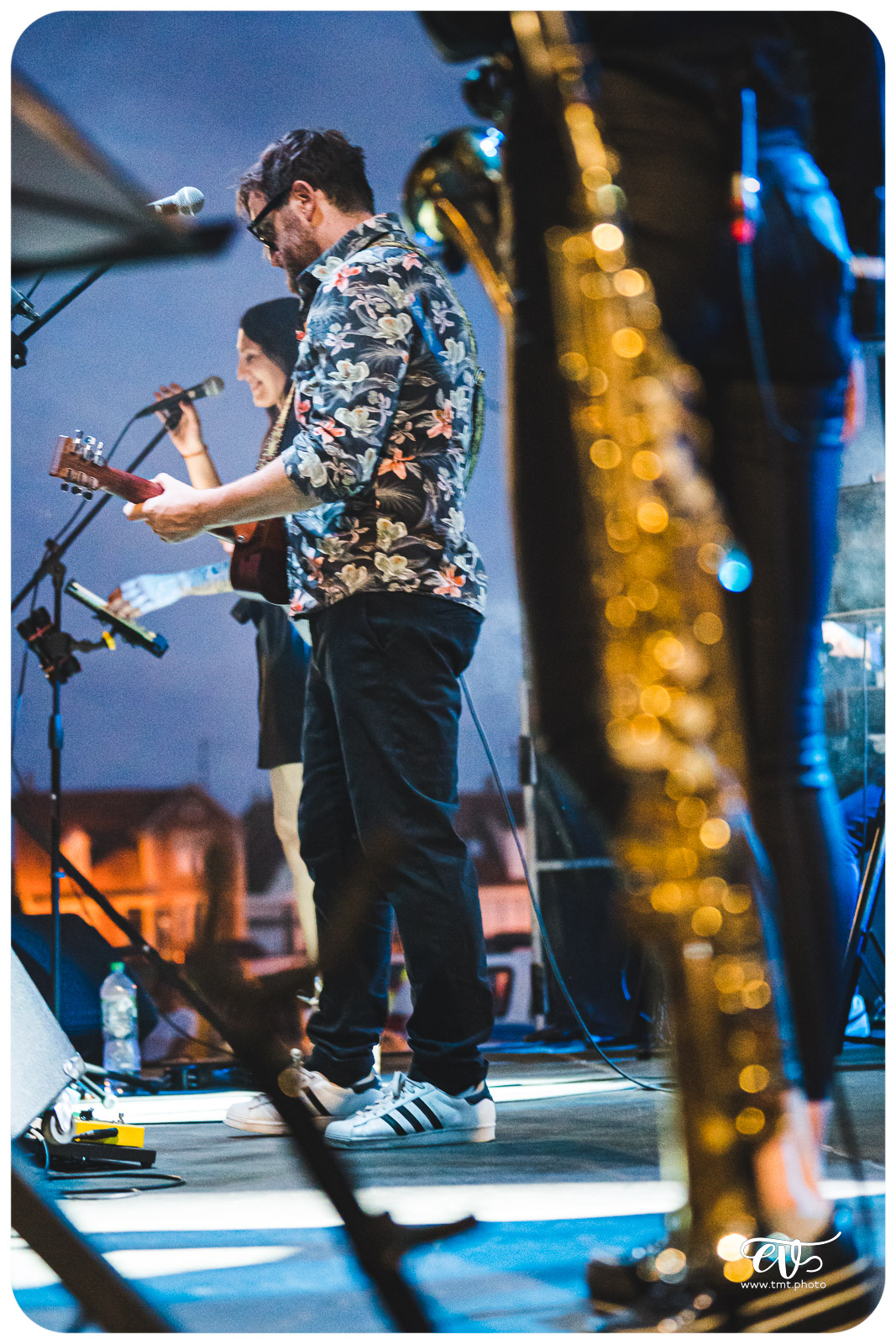 IL SUFFIRA... D'UNE SCENE