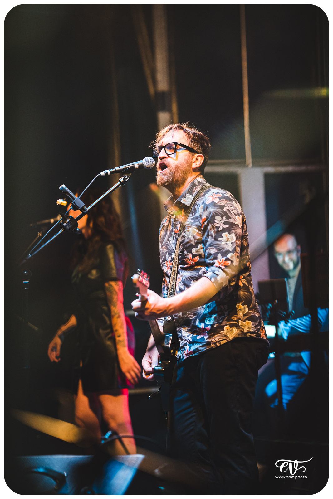 IL SUFFIRA... D'UNE SCENE