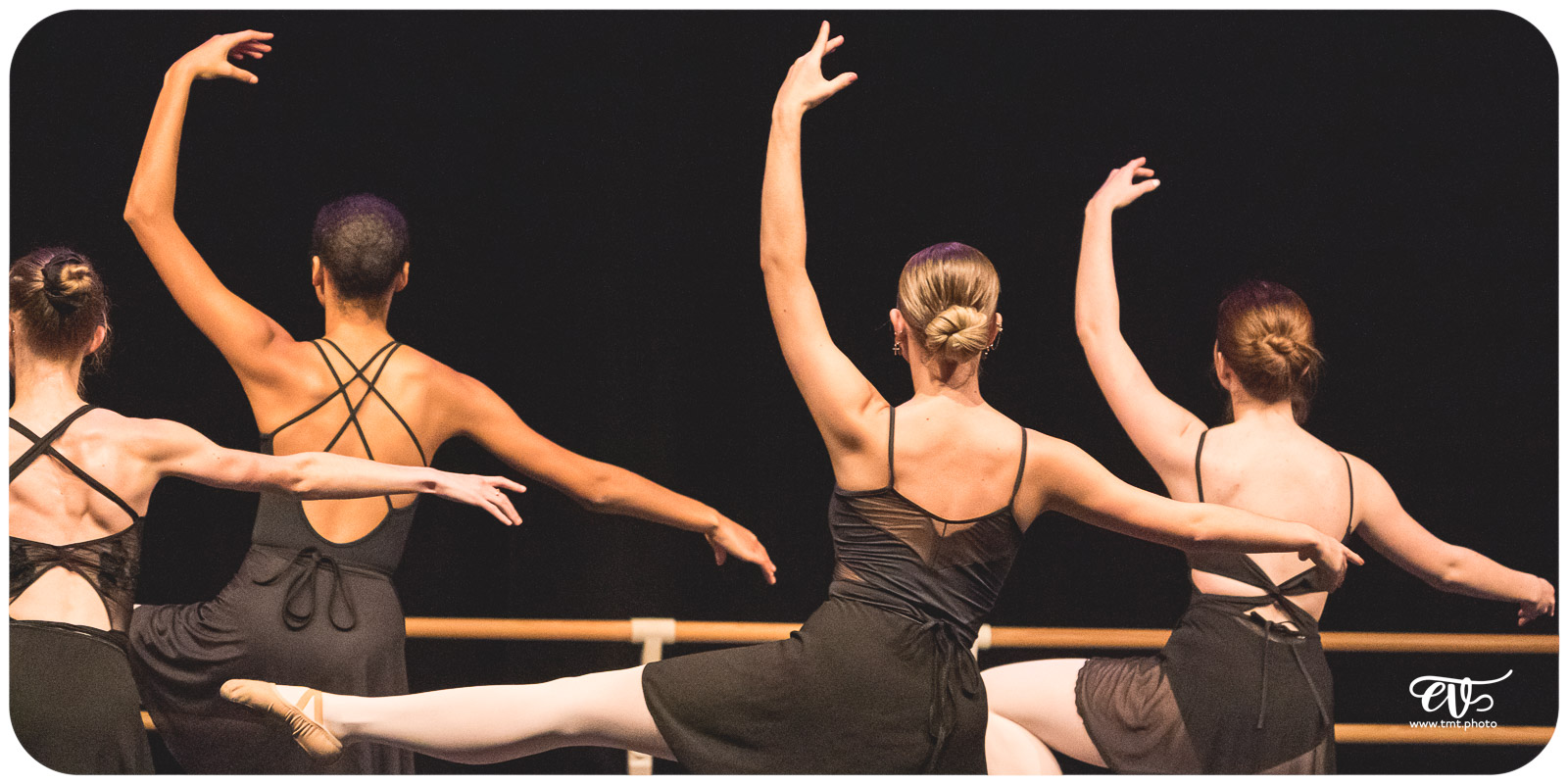 CLASSES DE NOËL DE DANSE