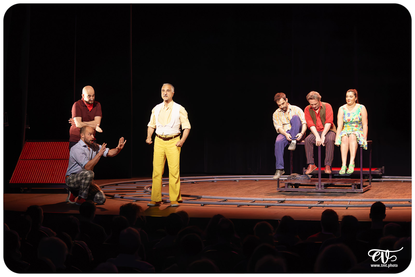 ANGÈLE (CARTOUN SARDINES THEATRE)